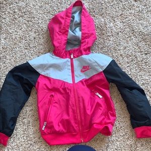 Nike windbreaker jacket for toddler girl